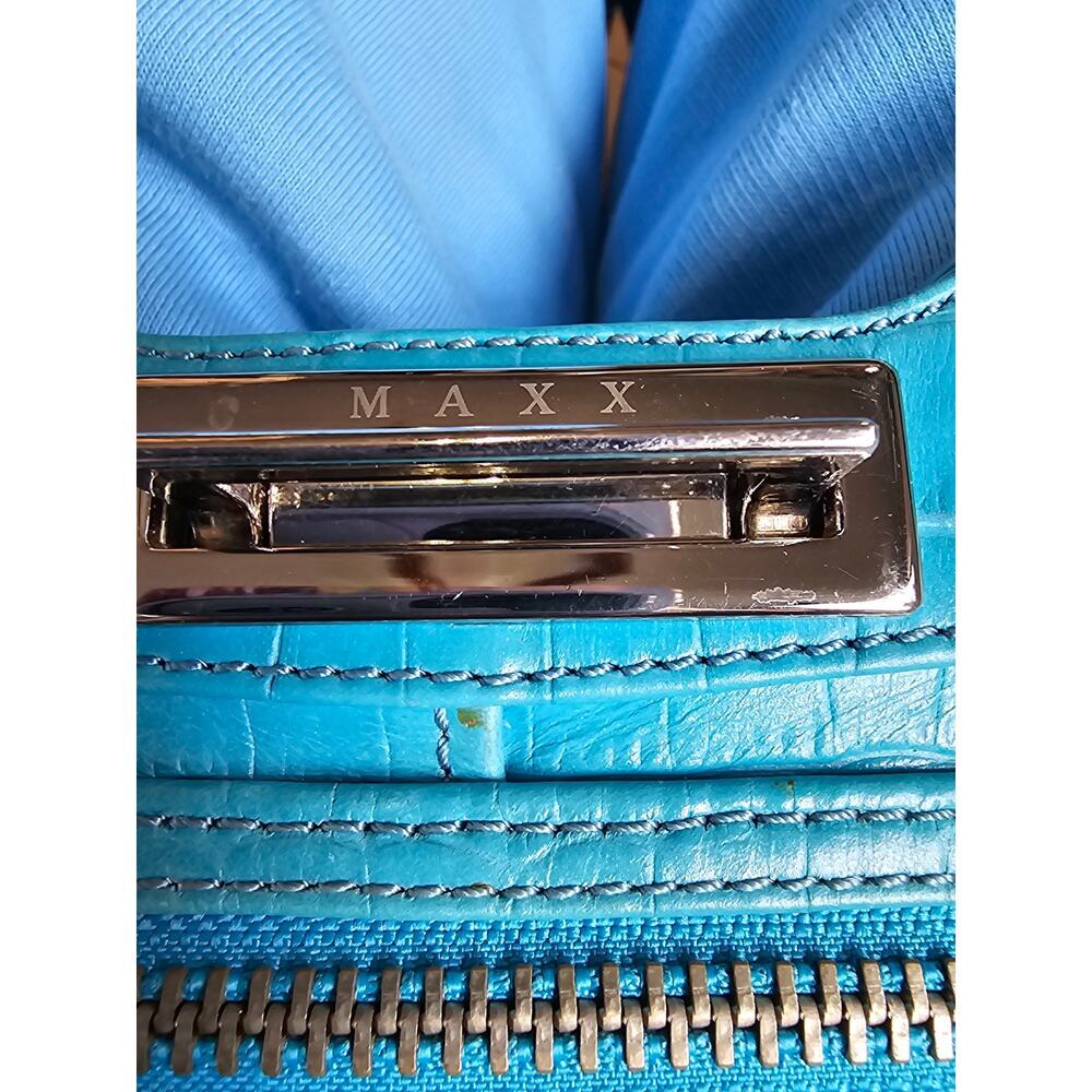 Maxx New York Blue Genuine Cow Embossed Leather Clutch - Picture 16 of 16